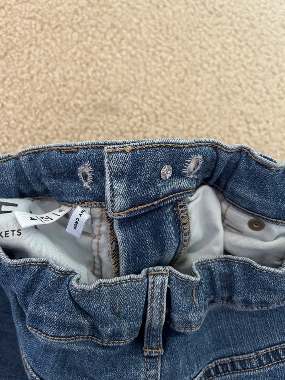 Loft Skinny Jeans with embroidered flower edges - Picture 5 of 8
